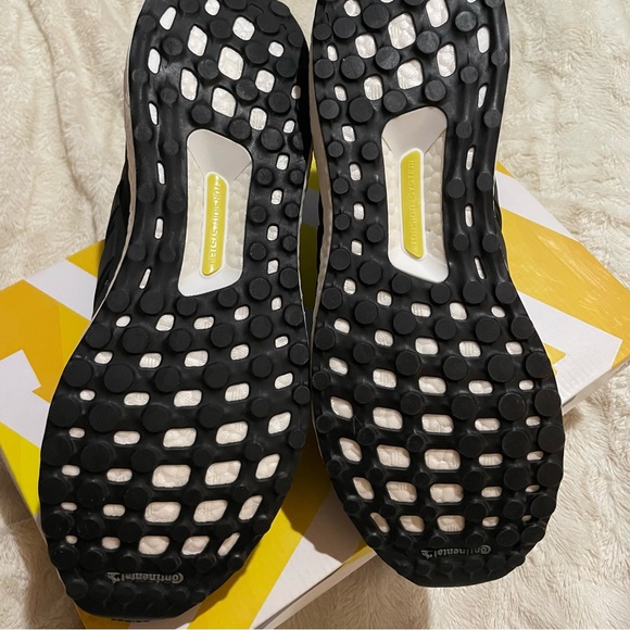 adidas ultraboost - Picture 4 of 5